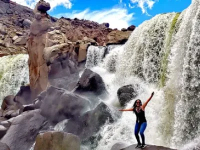 Aventura en las Cataratas de Pillones y Paisajes Altoandinos