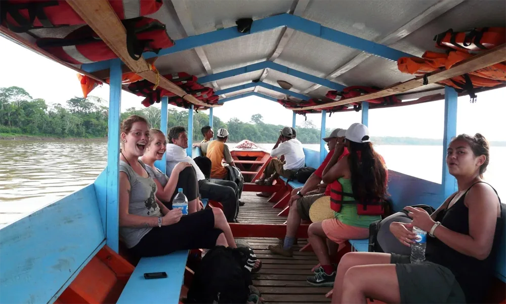 Collpas de Loros y Fauna Amazónica | Tour Tambopata INN 4D/3N