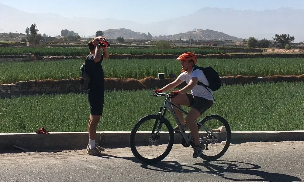 Biking por la Campiña Arequipeña | Tour Full Day en Bicicleta