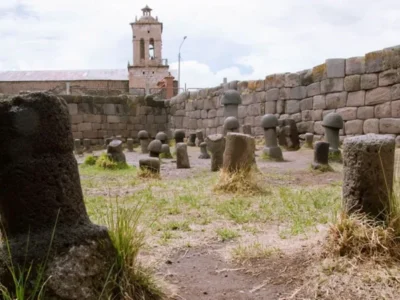 Tour Privado Chucuito e Inca Uyo | Templo de la Fertilidad en Puno Tour Privado Chucuito e Inca Uyo | Templo de la Fertilidad en Puno