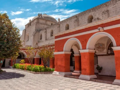 Tour Completo de Arequipa y Santa Catalina | Ruta de la Ciudad Blanca Tour Completo de Arequipa y Santa Catalina | Ruta de la Ciudad Blanca