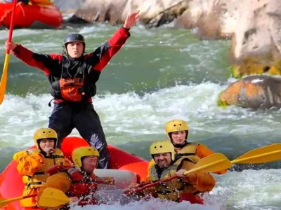 Rafting y Adrenalina en Arequipa | Río Chili al Pie del Misti Rafting y Adrenalina en Arequipa | Río Chili al Pie del Misti